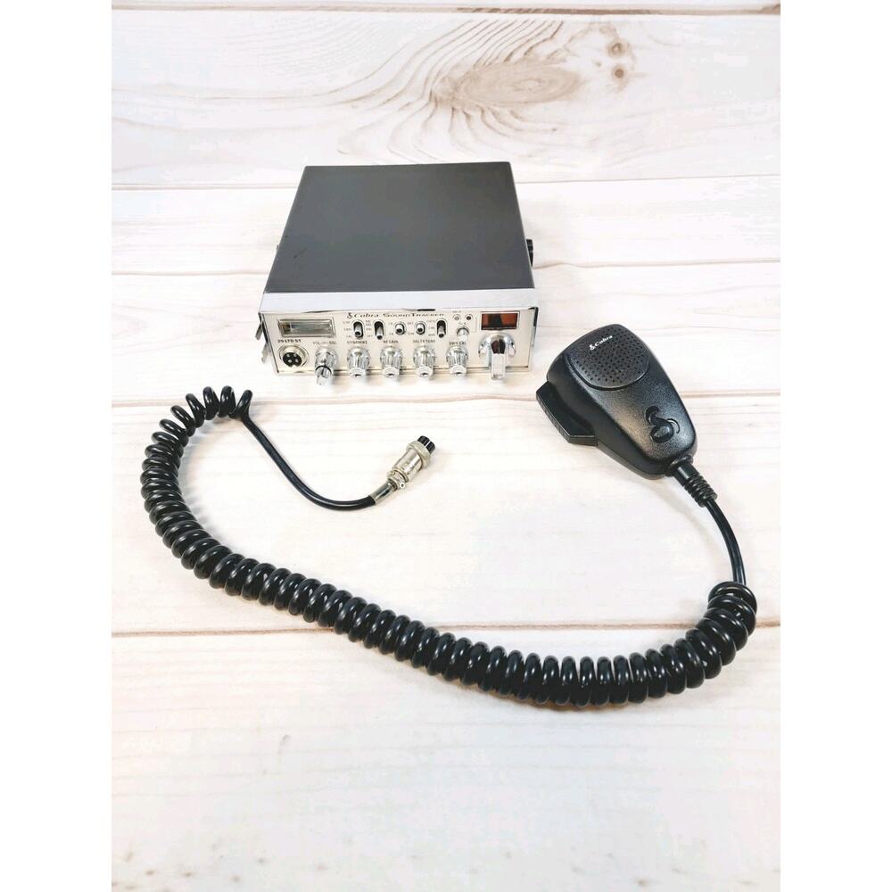 Cobra 29 LTD ST Classic Sound Tracker CB Radio 1998 W/ Mic Tested Vintage - Picture 2 of 16